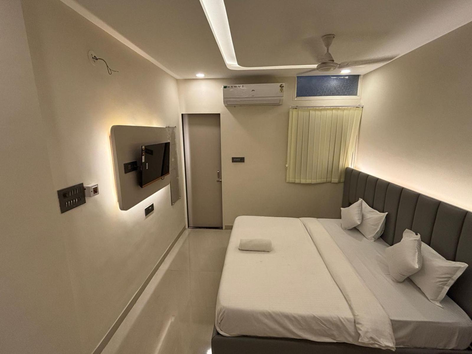 Hotel Vilaasitaa Vijay Nagar Indore Eksteriør billede
